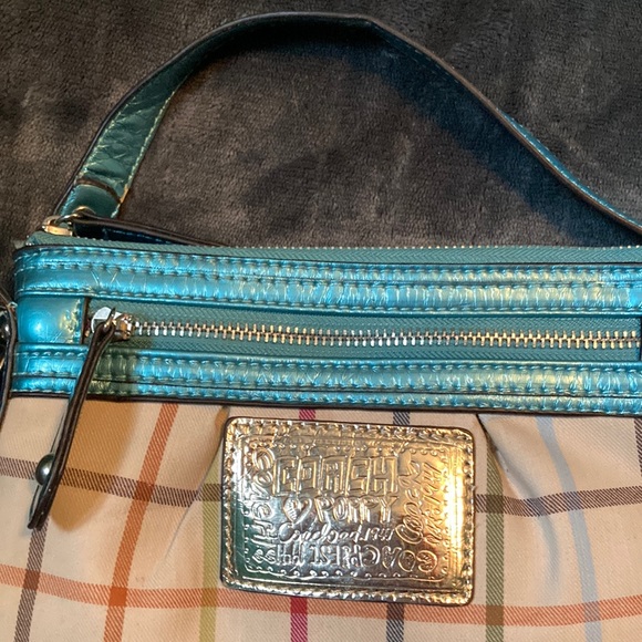 Coach Poppy small handbag  with iridescent turquoise leather trim & handle EUC - Picture 4 of 8